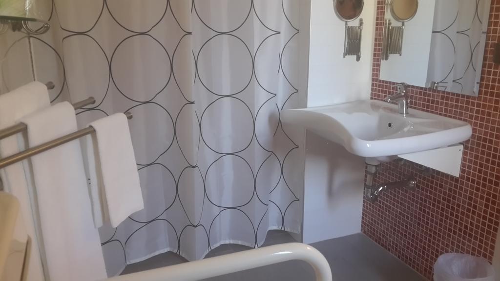 Hotel Miramare Marina di Schiavonea Ruang foto