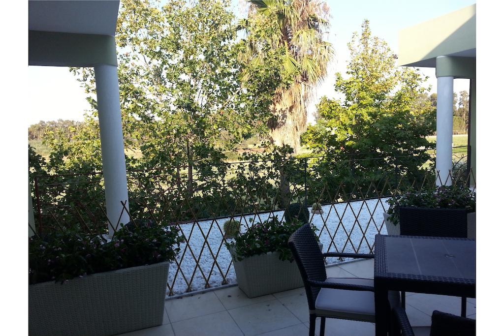 Hotel Miramare Marina di Schiavonea Bagian luar foto